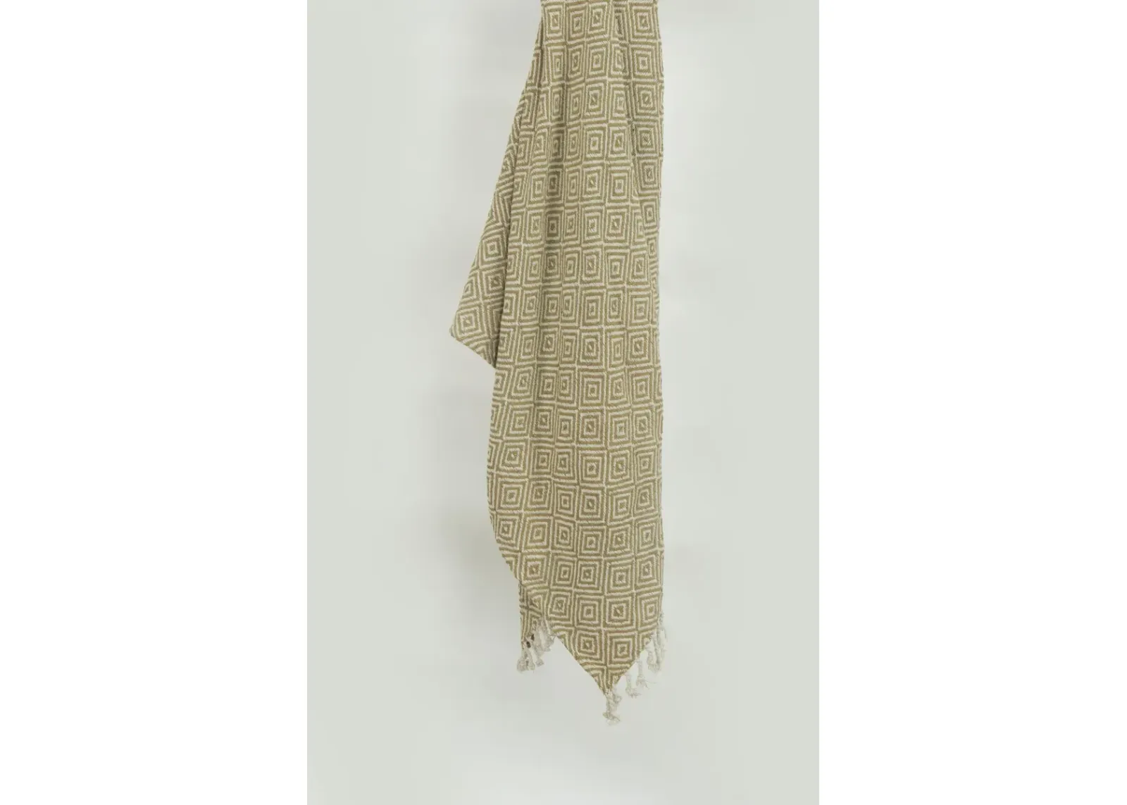 Diamond Dark Natural  Throw