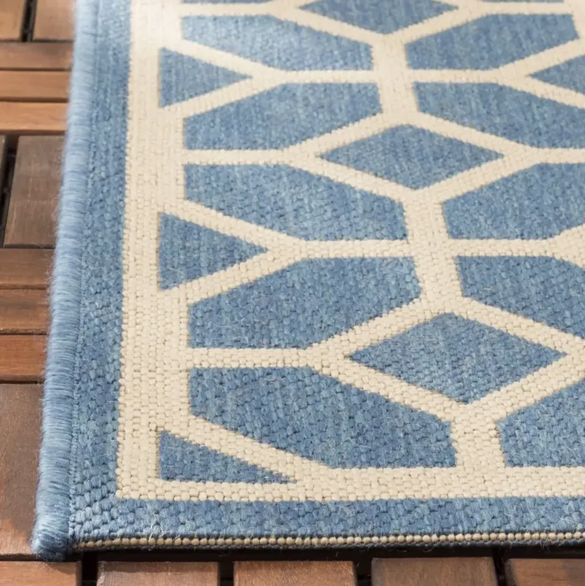 BEACH HOUSE 127 Blue 2'-2' X 6' Runner Rug