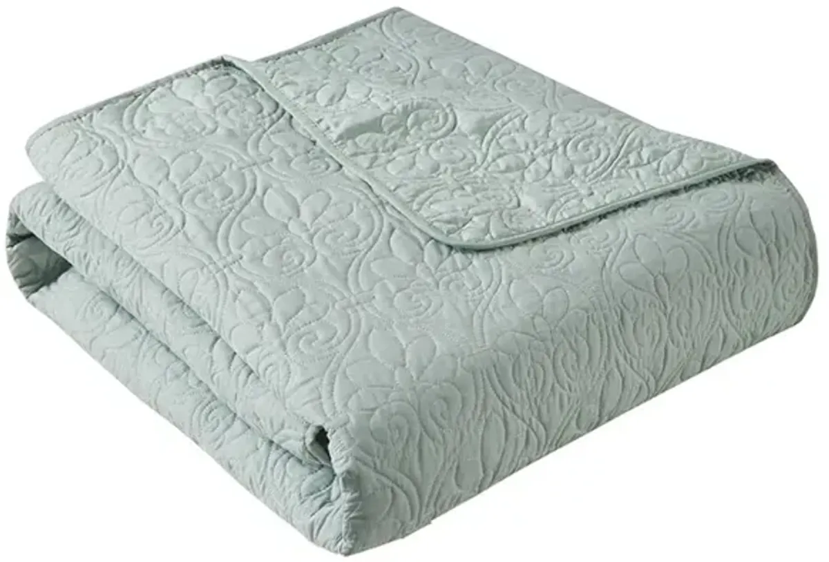 Madison Park Quebec Seafoam Oversized Quilted Throw