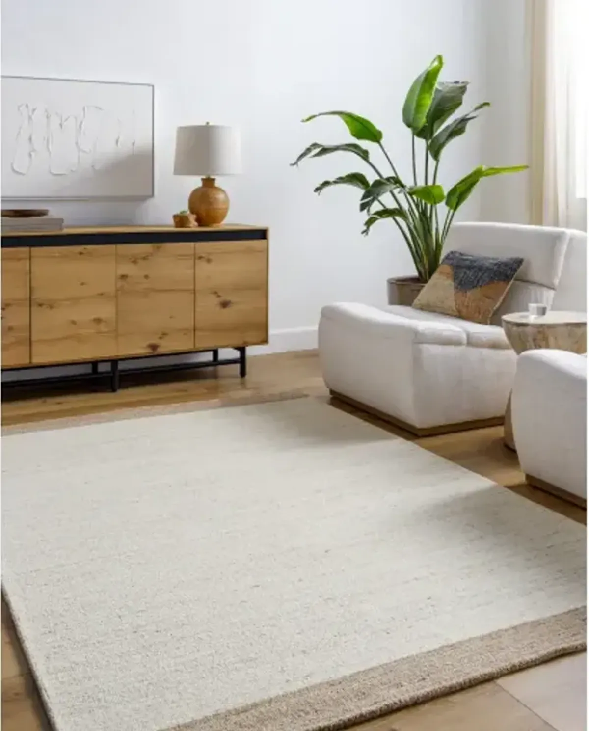 La Puna LPN-2302 8' x 10' Handmade Rug