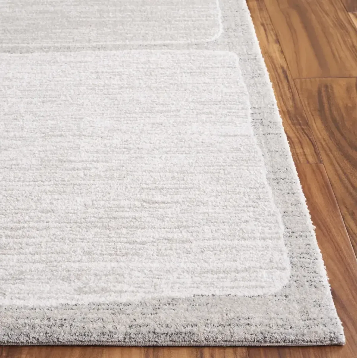 NORTHPORT 428 IVORY  6'-7' x 6'-7' Square Square Rug