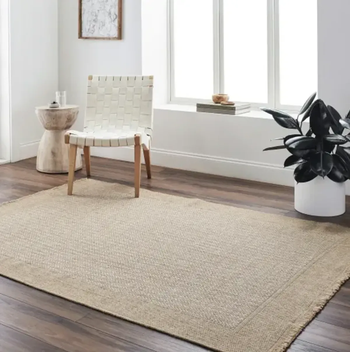 Mirage MGE-2307 3'10" x 5'5" Machine Woven Rug