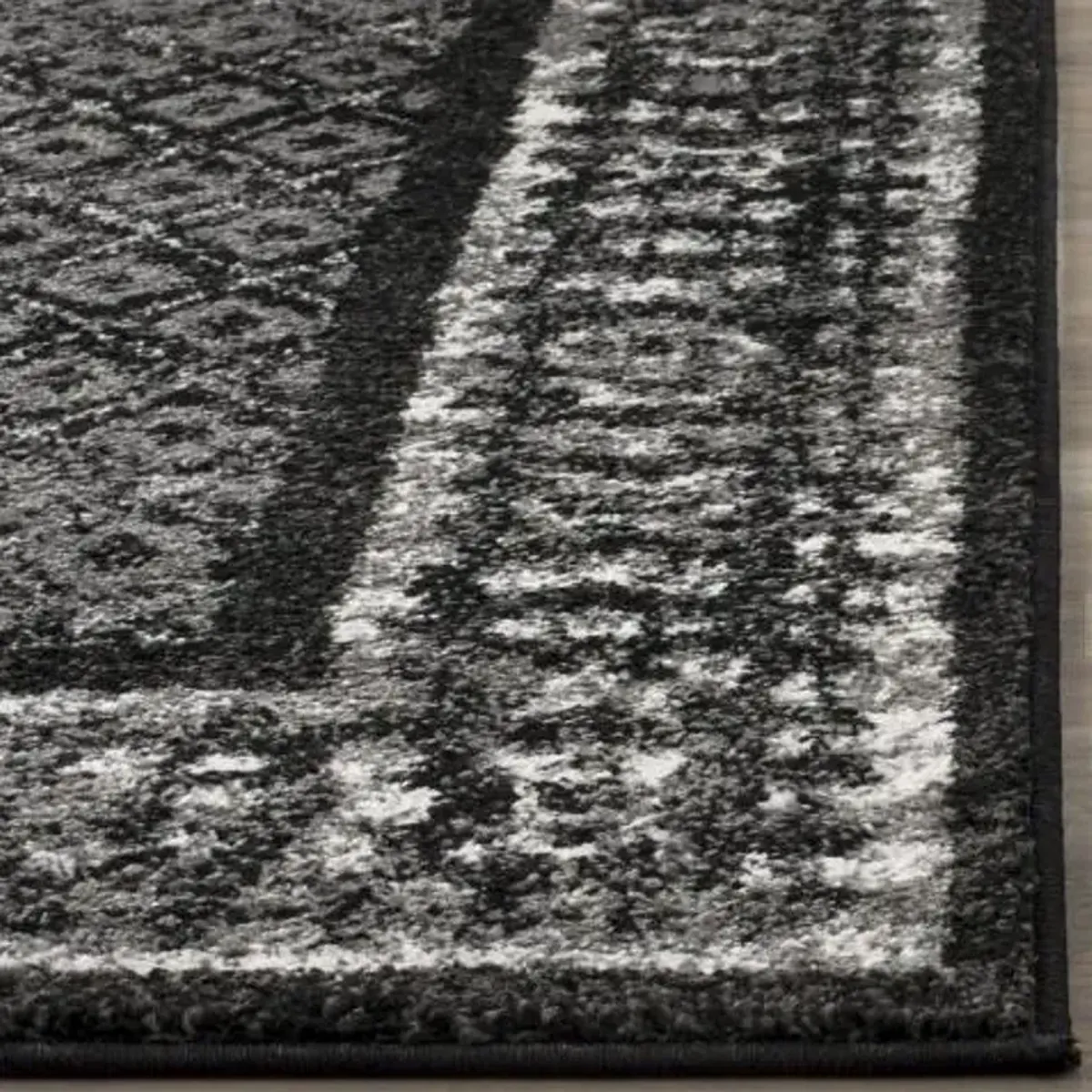 Adirondack Contemporary Black / Silver 2'-6" X 10' Powerloomed Rug