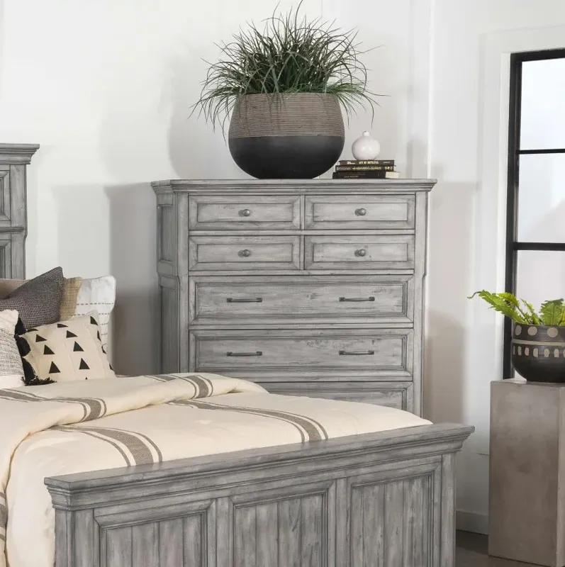 Avenue 8-drawer Rectangular Chest Grey