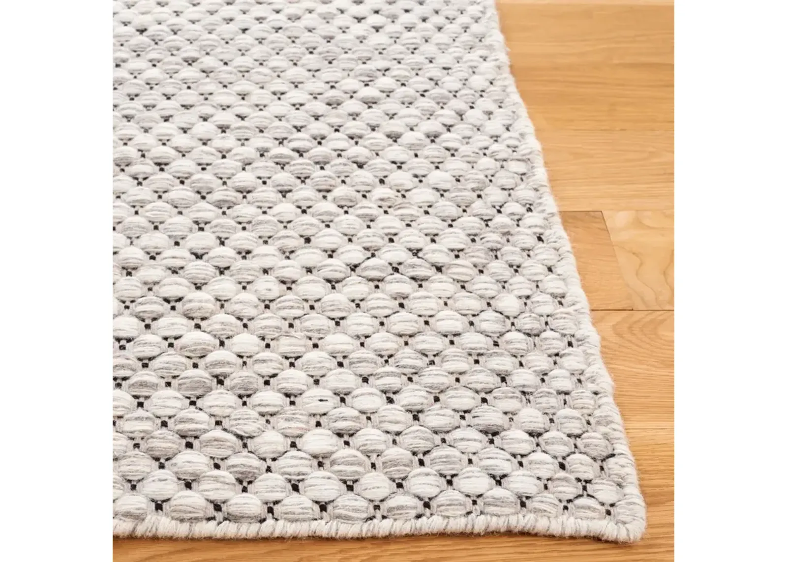 VERMONT 808 LIGHT GREY  2'-3' x 8' Runner Rug