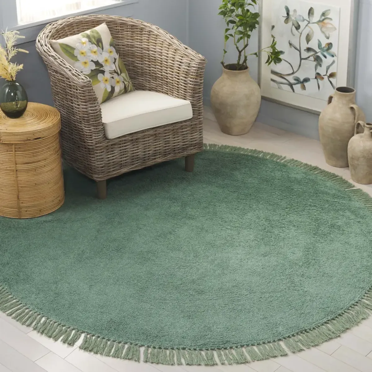 EASY CARE Hand Tufted 6' x 6' Round area rug