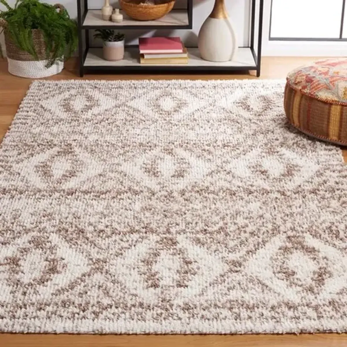 JERICHO SHAG 106 Beige 4' X 6' Small Rectangle Rug