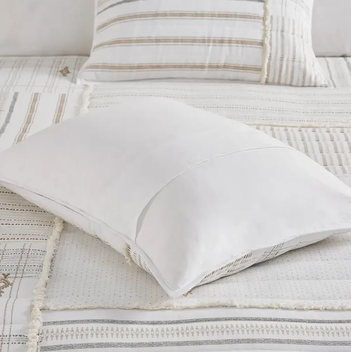INK+IVY Salar Natural 3 Piece Printed Cotton Quilt Set with Trims