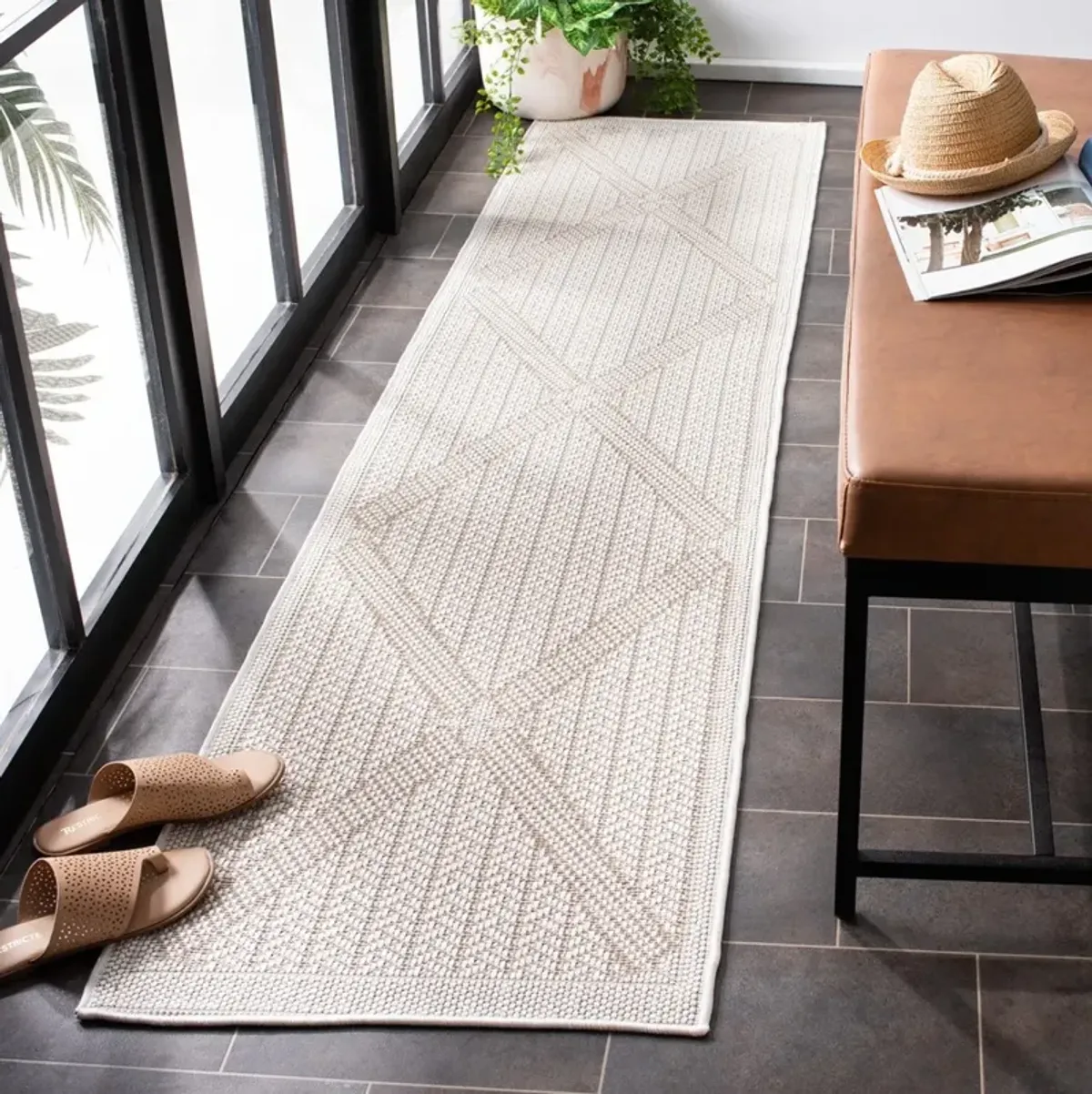 BERMUDA 811 Beige 2' X 6' Runner Rug