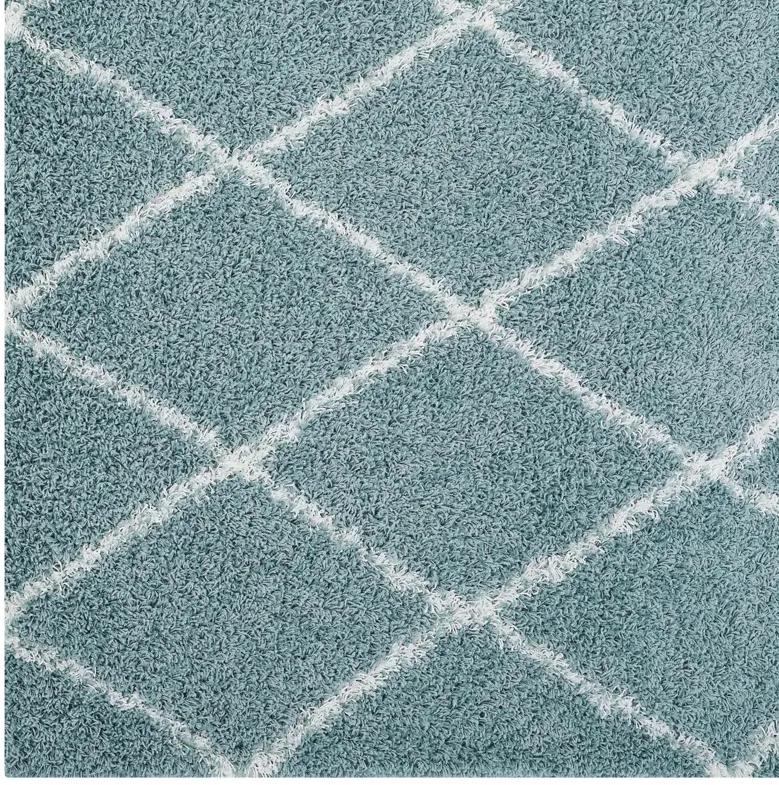 Toryn Diamond Lattice 5x8 Shag Area Rug