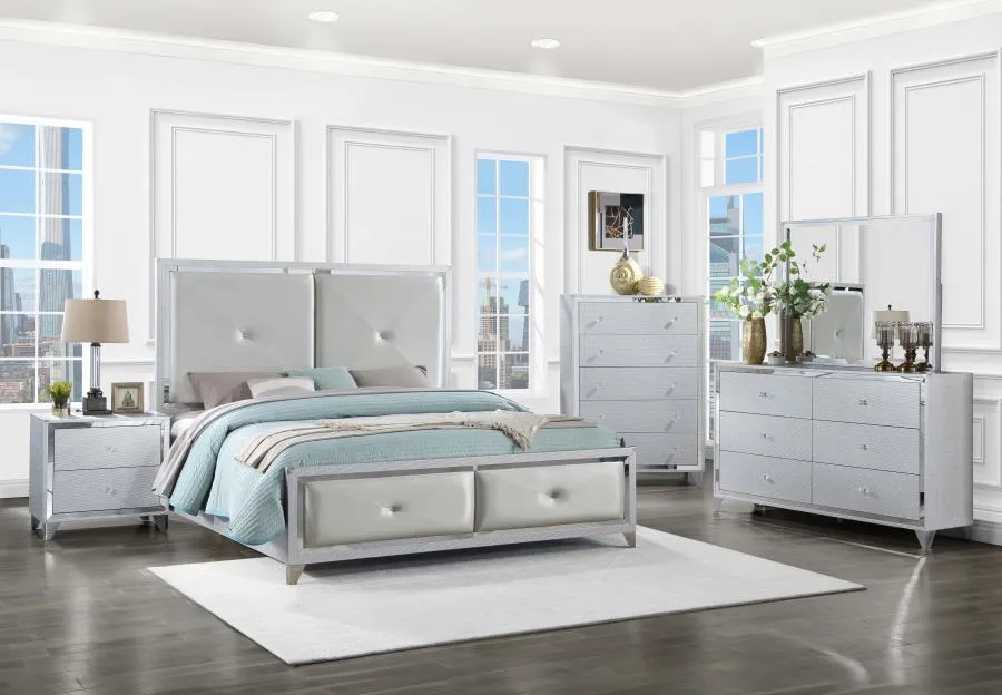 Larue 5-piece Tufted Queen Bedroom Set Silver