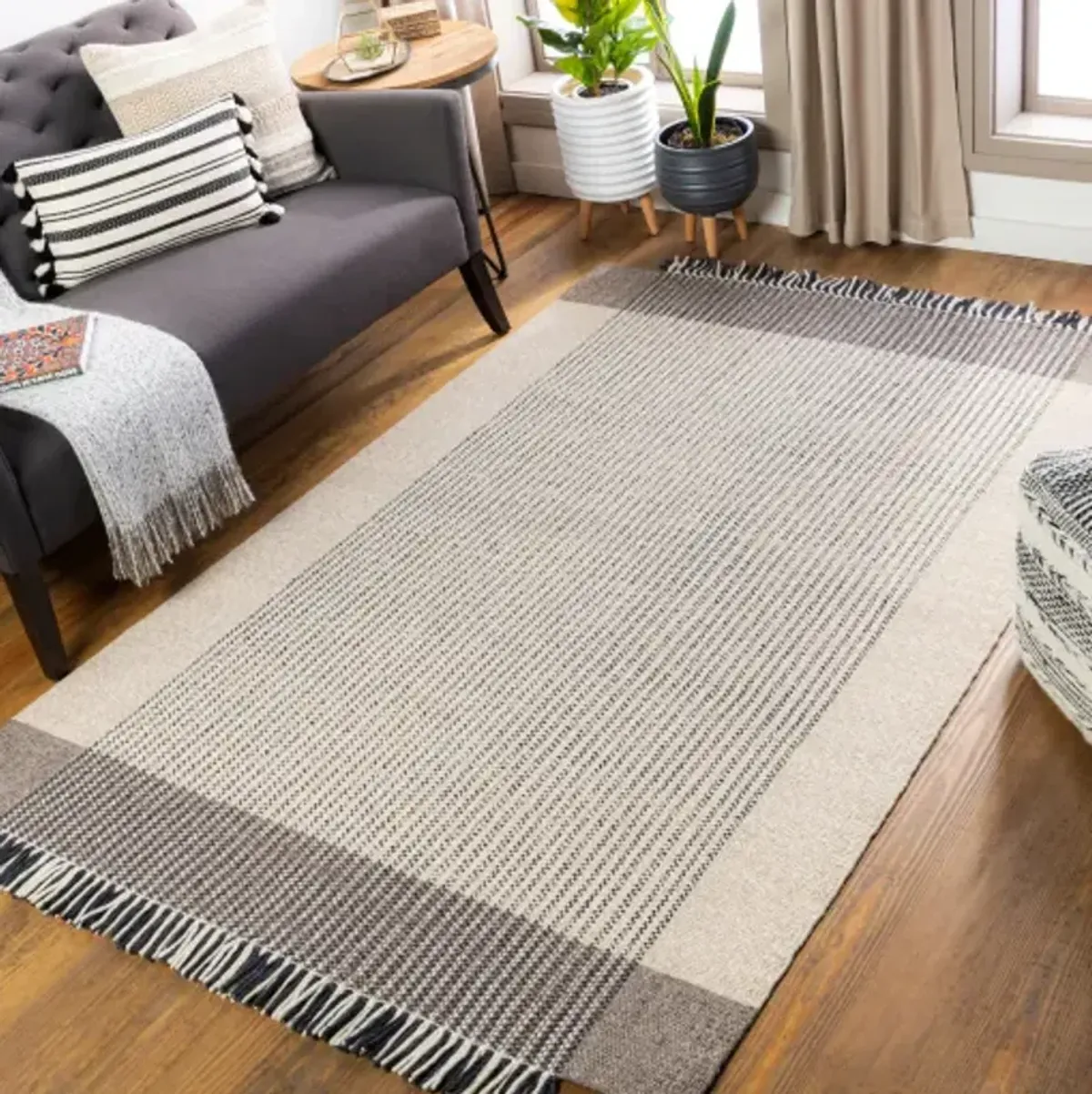 Reliance RLI-2300 2'6" x 8' Rug