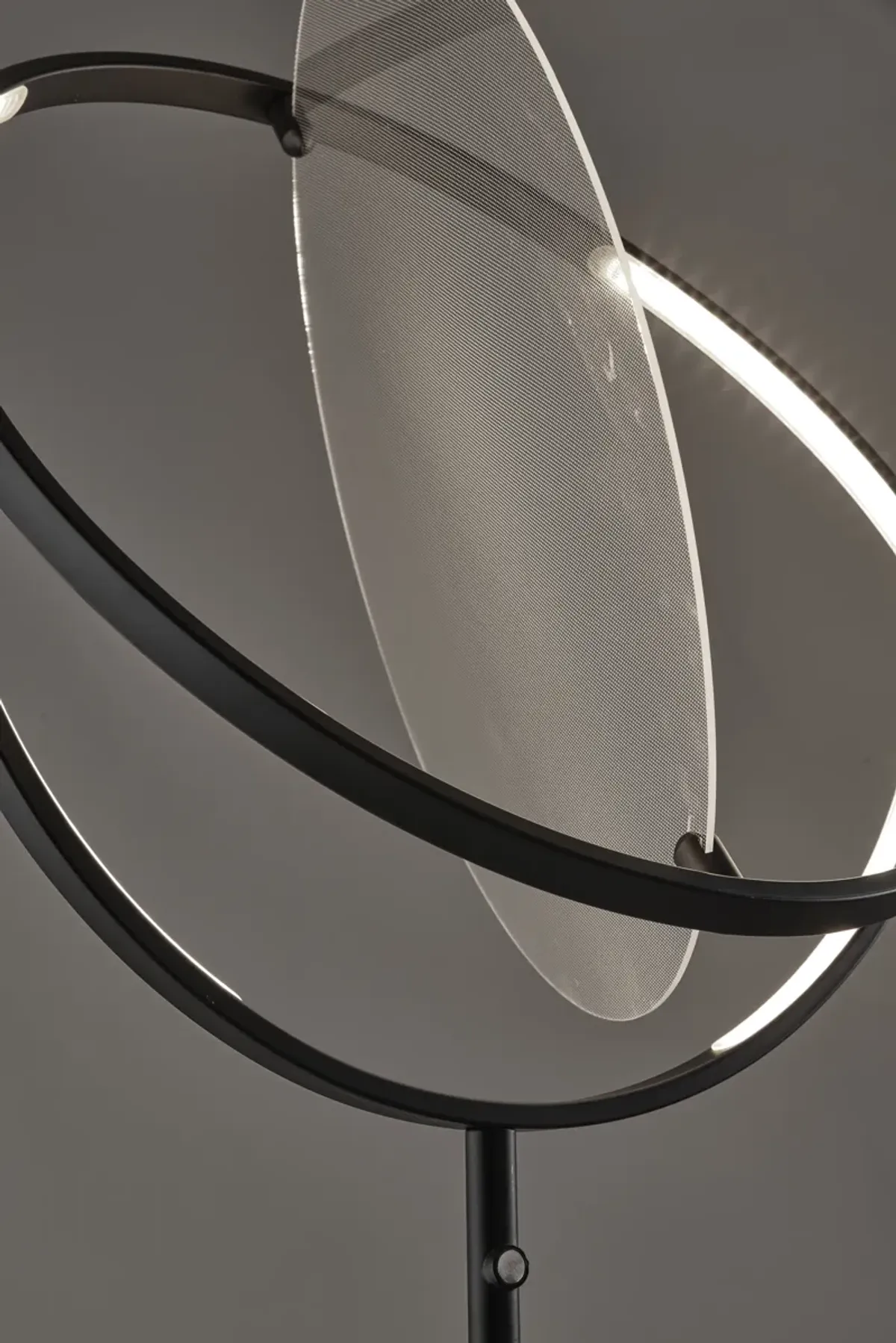 Orsa LED Floor Lamp