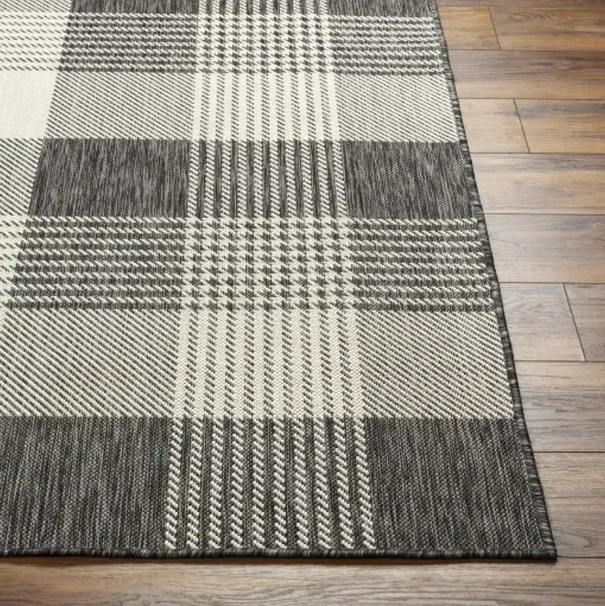 Ravello RVL-2371 5'3" x 7' Machine Woven Rug