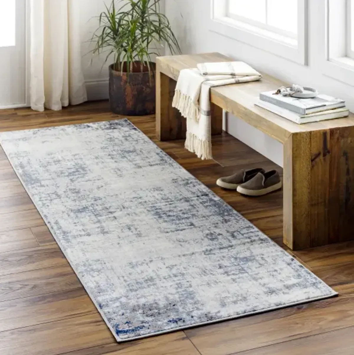 Roma 6'7" Square Rug