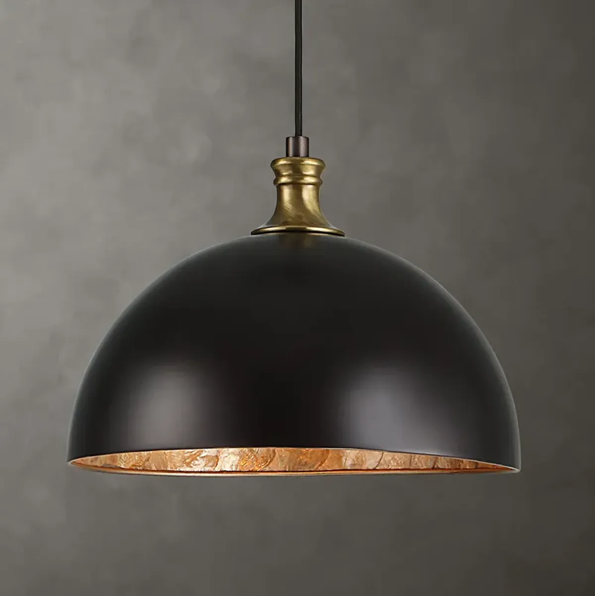 Placuna 1 Light Bronze Pendant