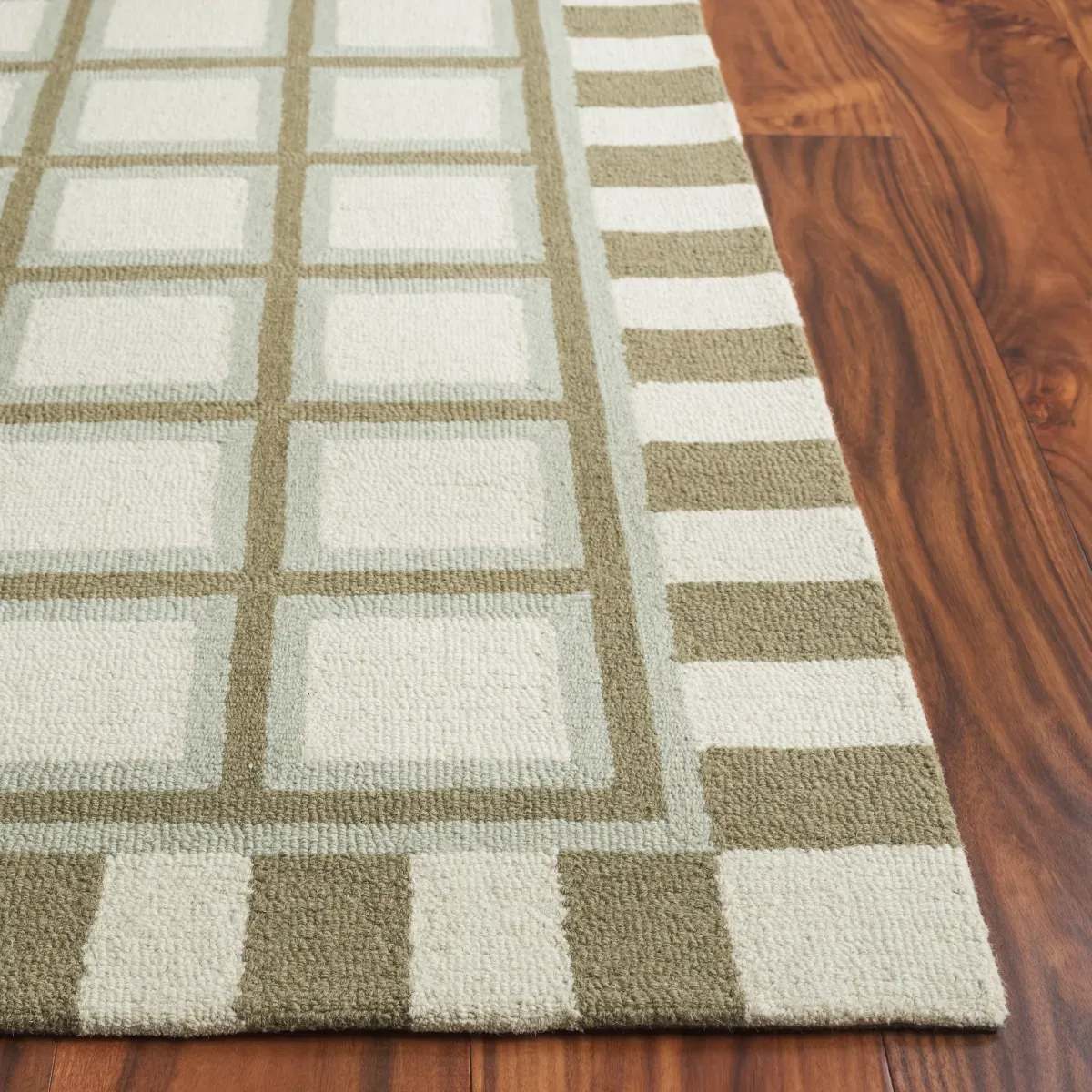 GENRE 402 GREEN  6' x 6' Square Square Rug