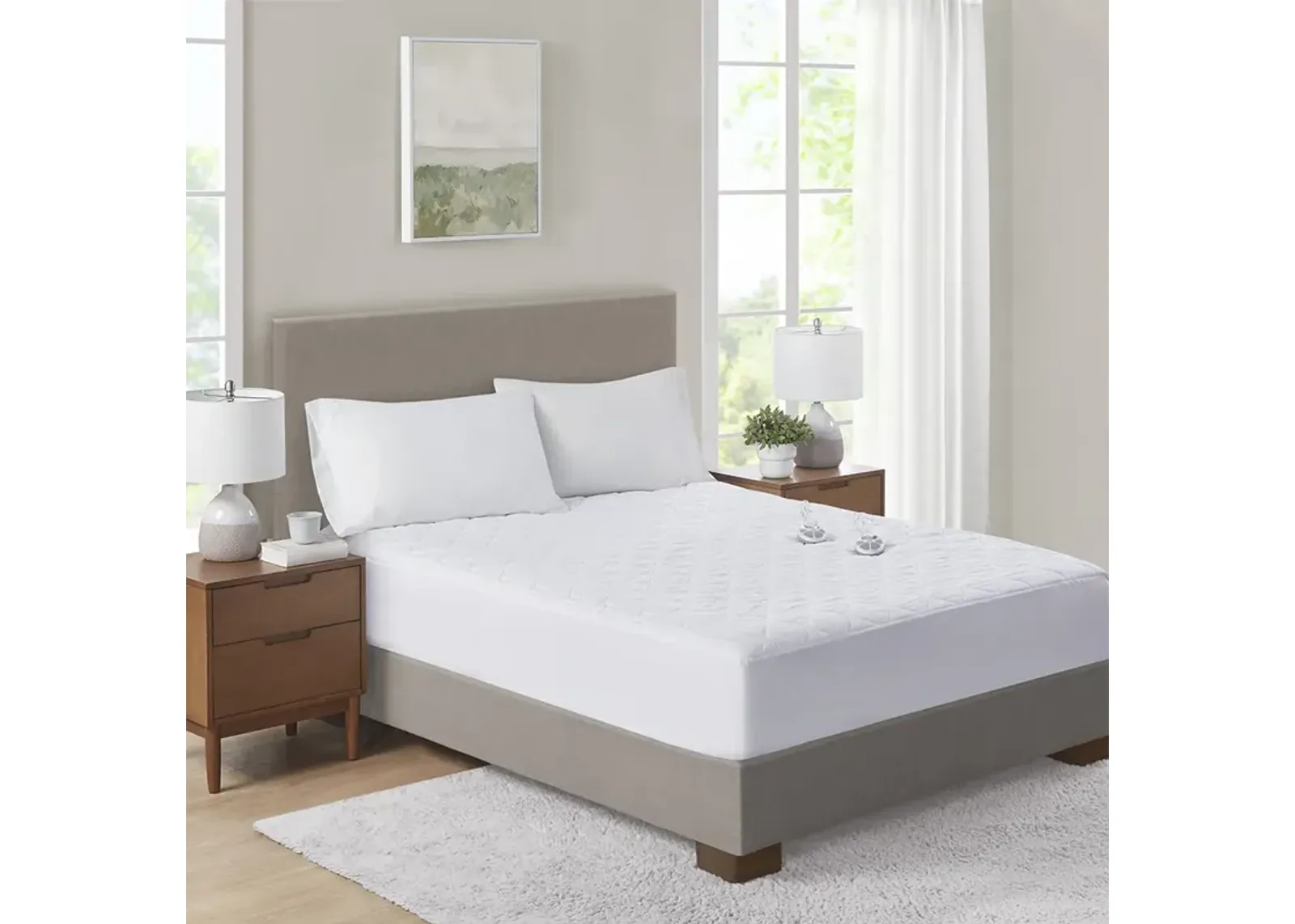 Serta Microfiber Heated White Mattress Pad