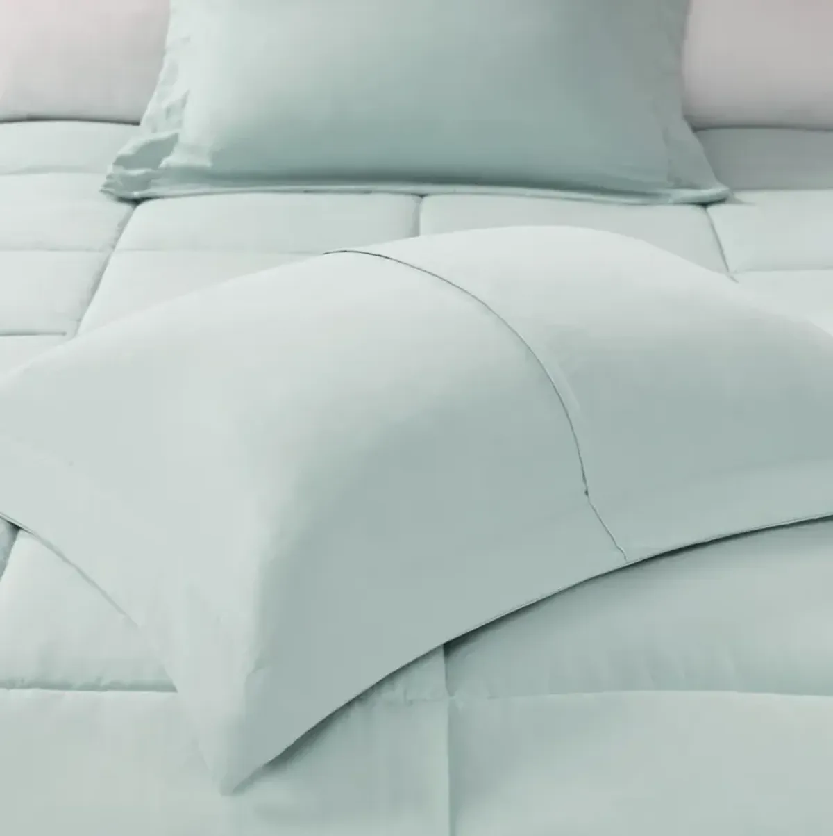 Madison Park Sarasota Seafoam Microcell Down Alternative Comforter Mini Set