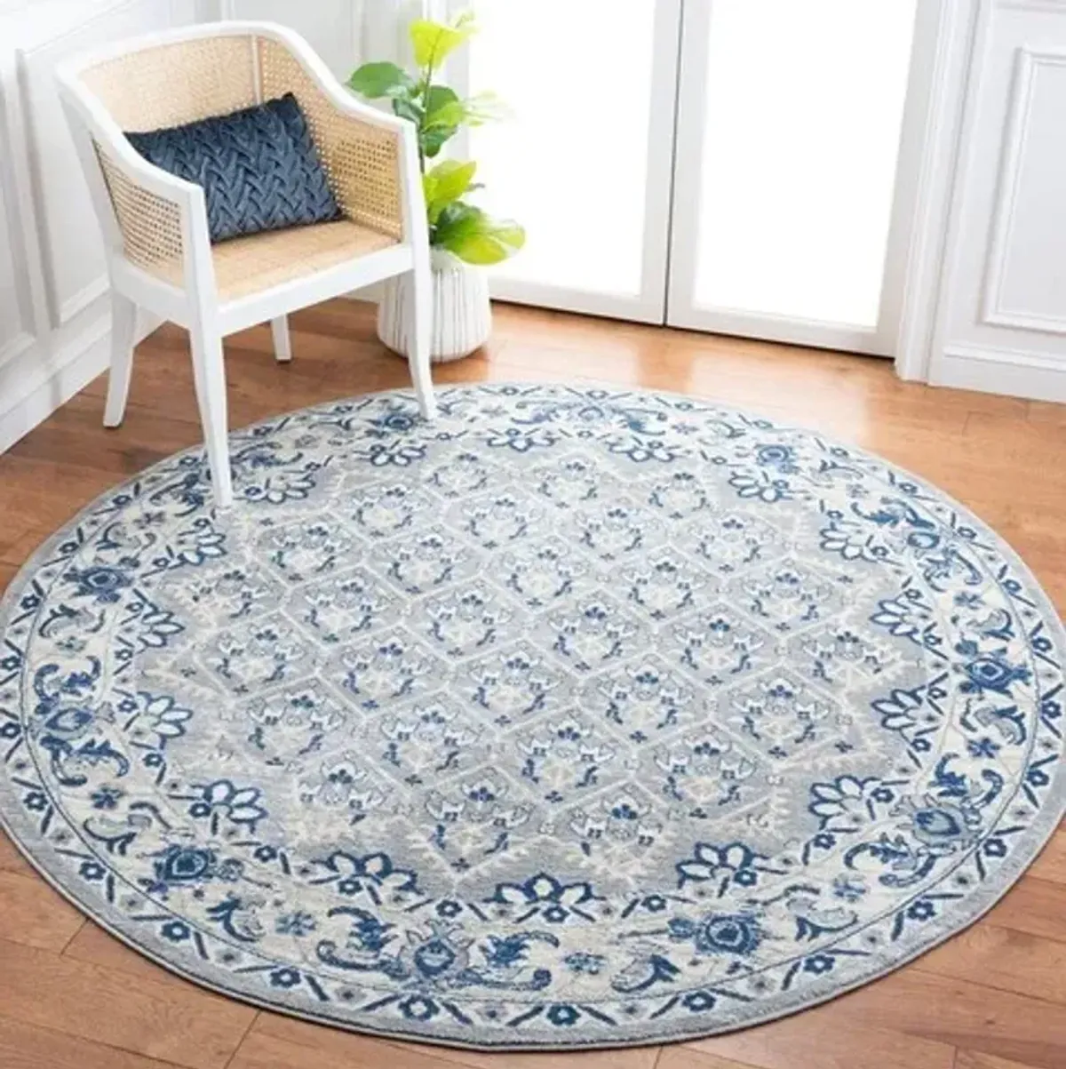 Brentwood 869 Grey / Blue 6'-7" X 6'-7" Round Round Powerloomed Rug