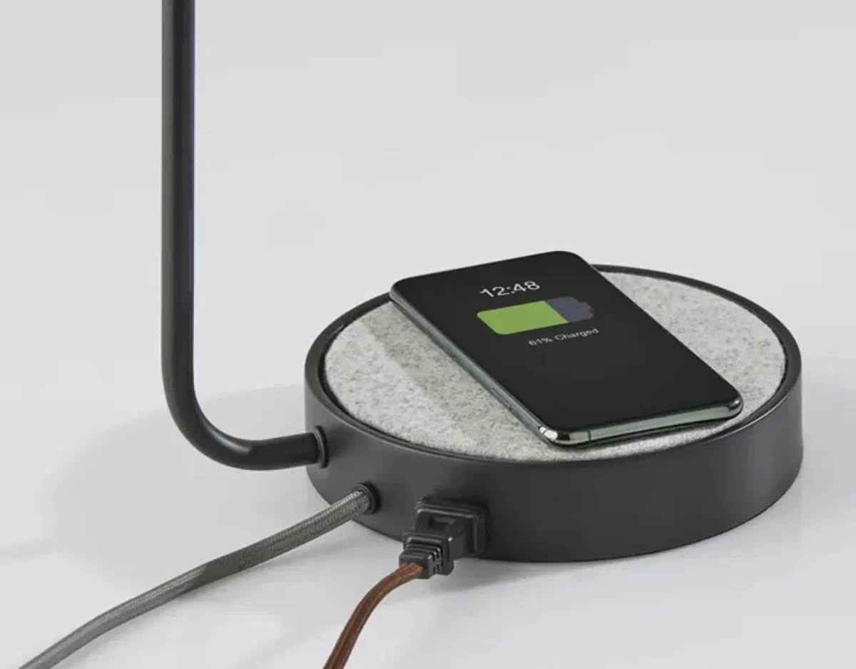 Brooks AdessoCharge Wireless Charging Desk Lamp