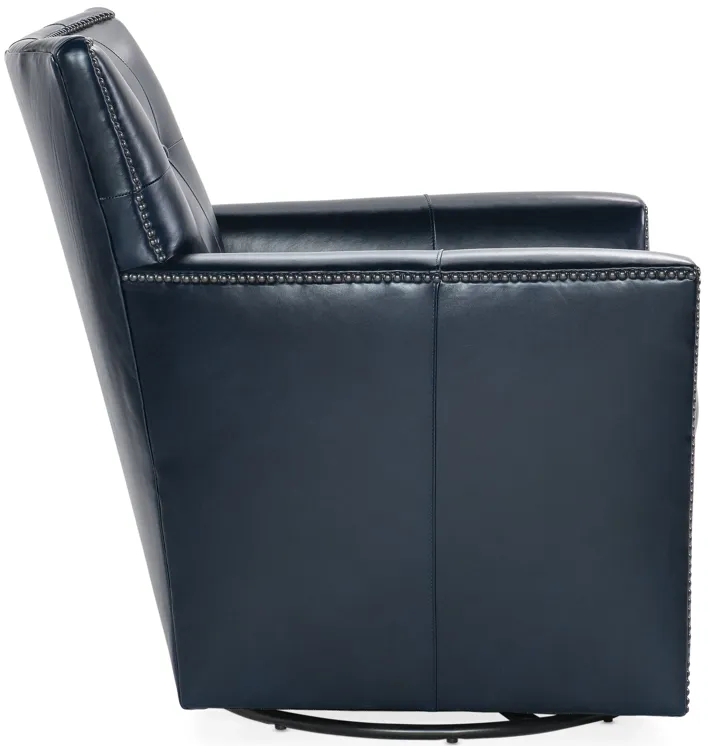 Hamptons Swivel Club Chair