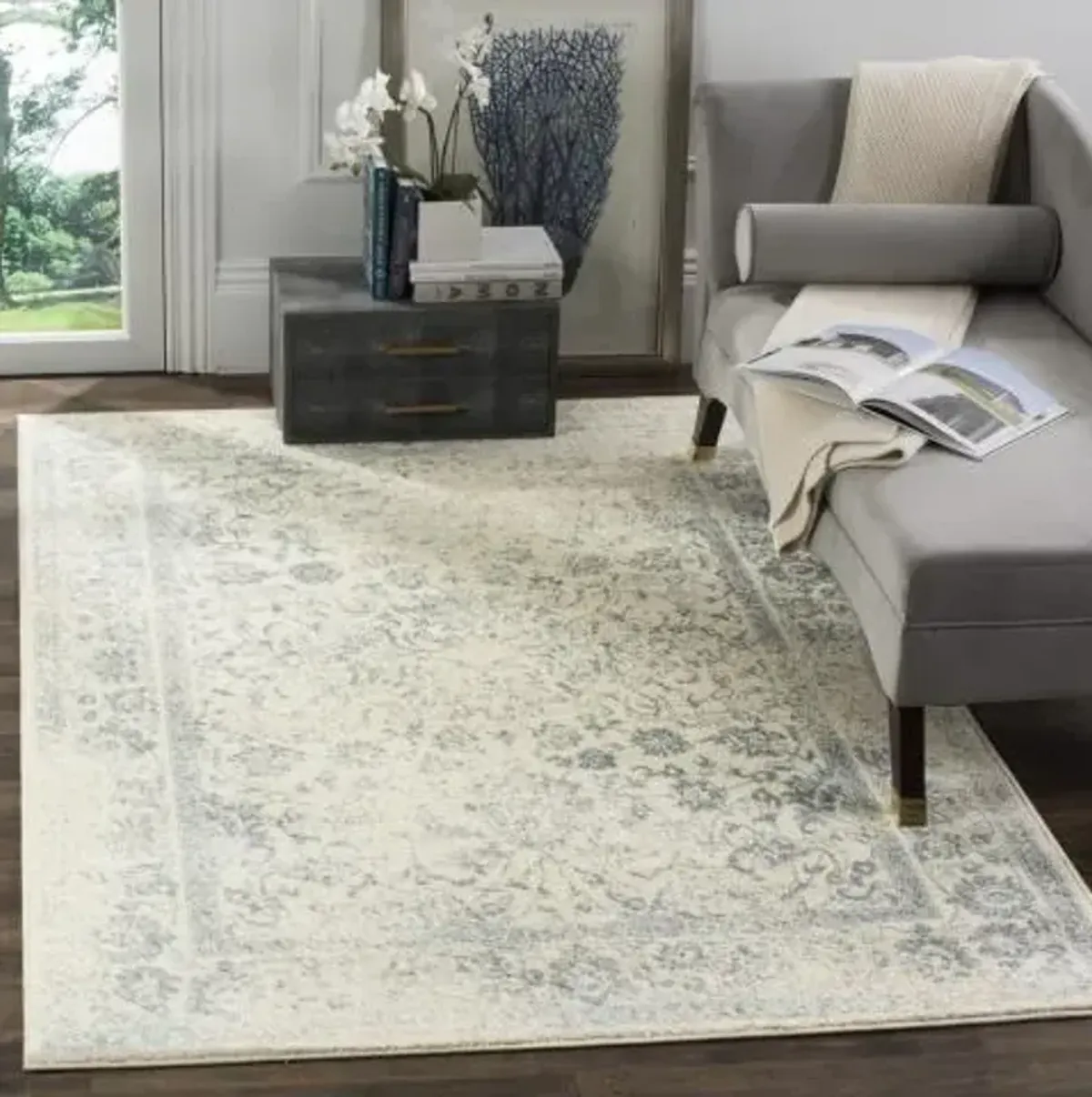 Adirondack Contemporary Ivory / Slate 2'-6" X 4' Powerloomed Rug