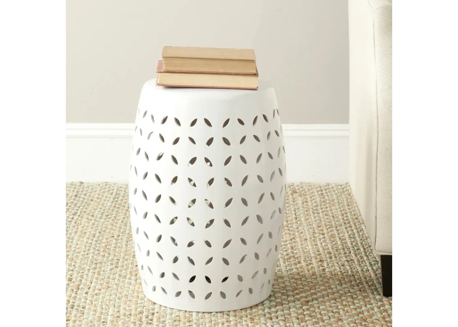 Lattice Petal Garden Stool