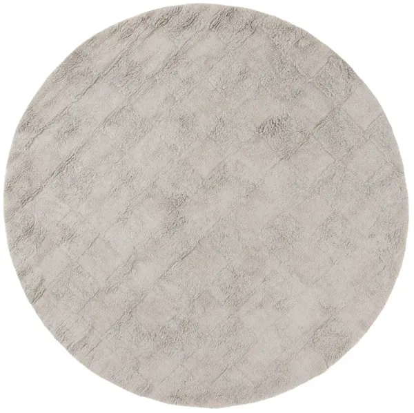 EASY CARE Hand Tufted 6' x 6' Round area rug