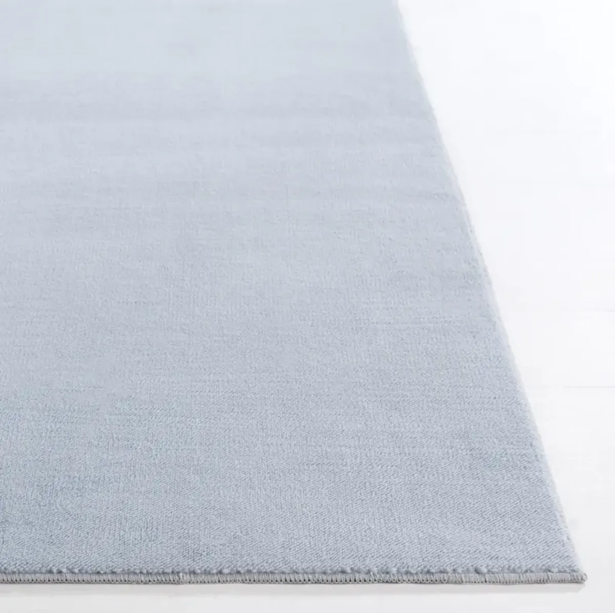 LOFT 315 LIGHT BLUE 2'-3' x 7' Runner Rug