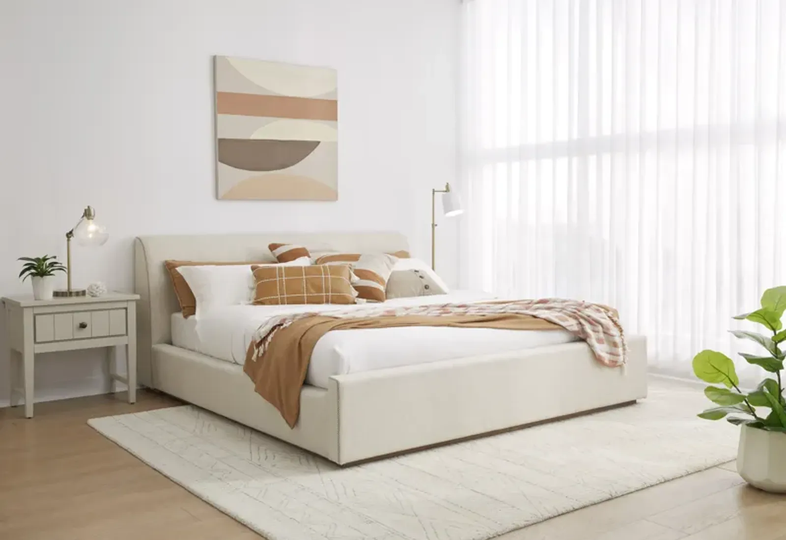 Louis Upholstered Platform Bed