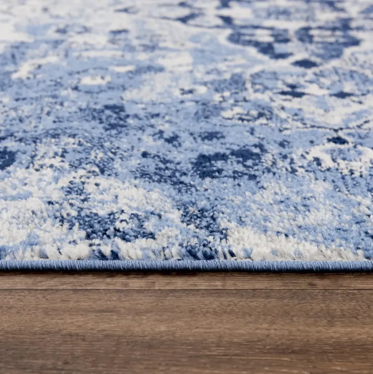 Marquise Blue  Polypropylene  2'6"x7'3" Runner Rug