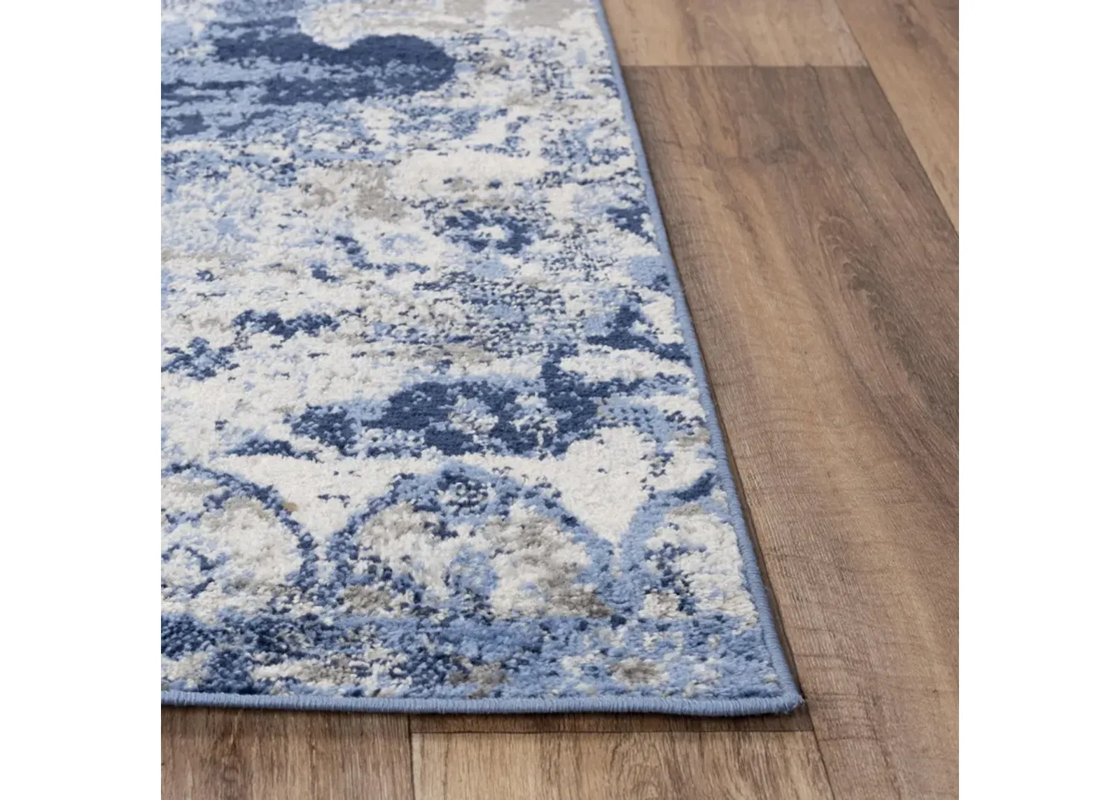 Marquise Blue  Polypropylene  2'6"x7'3" Runner Rug