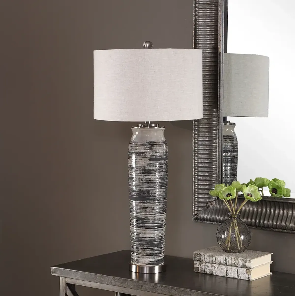 Destona Table Lamp