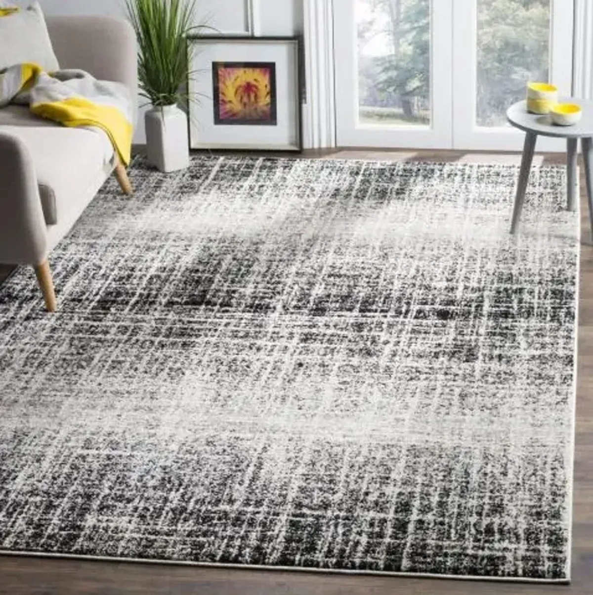 Adirondack Contemporary Ivory / Black 6' X 9' Powerloomed Rug