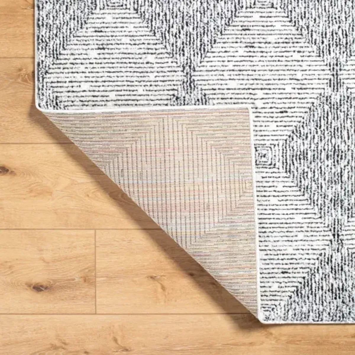 Freud FEU-2332 5'3" x 7' Machine Woven Rug