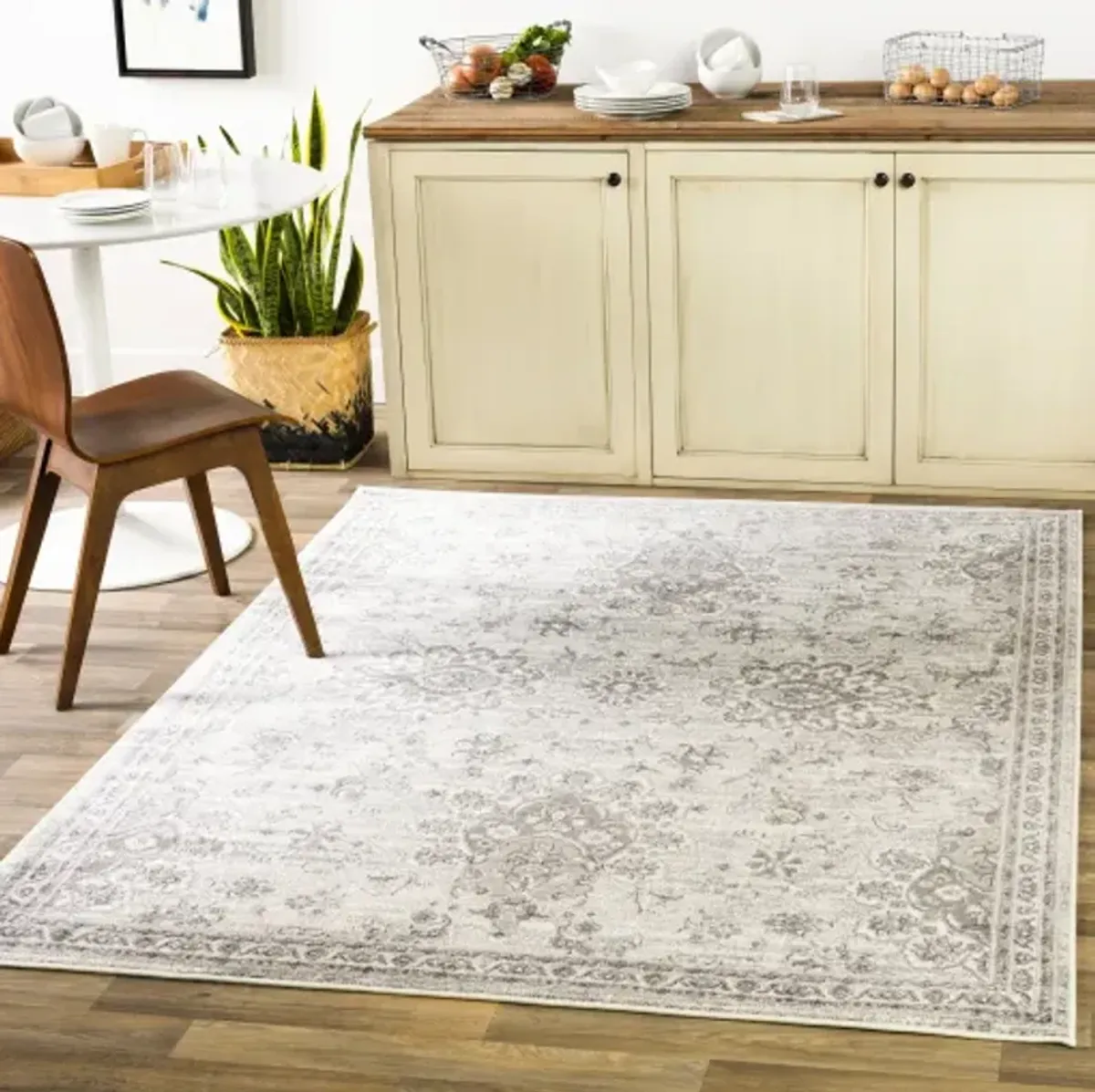 Monte Carlo 6'7" x 9' Rug