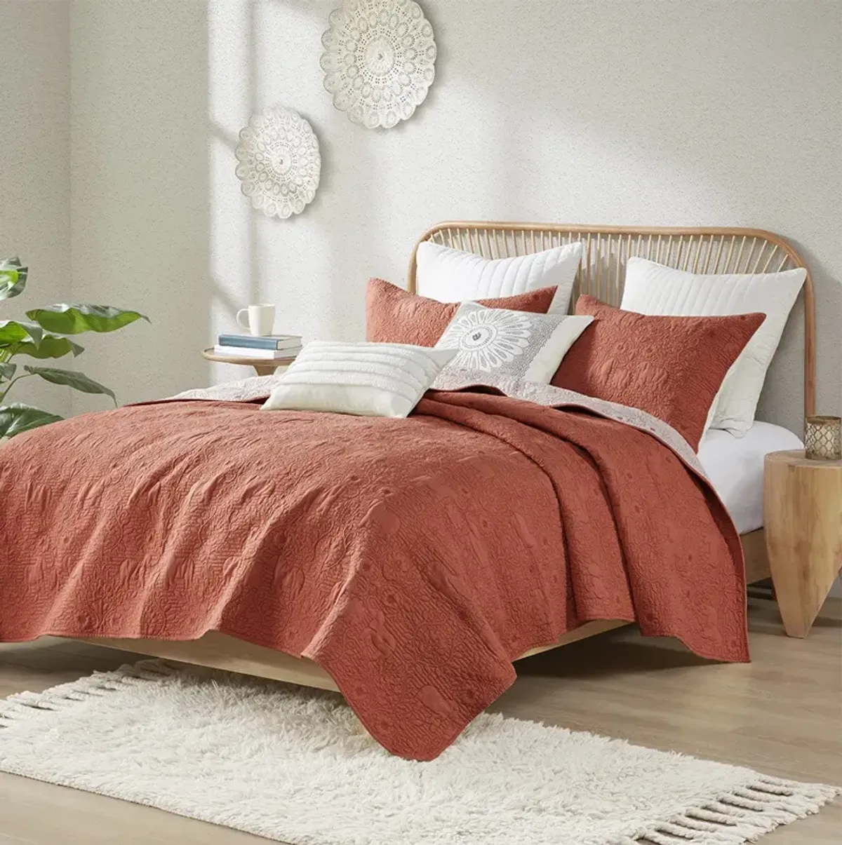 INK+IVY Kandula Coral 3 Piece Reversible Cotton Quilt Set