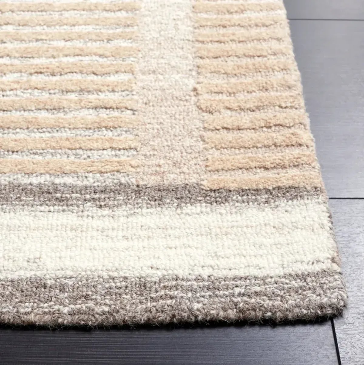 EBONY 607 BEIGE  2'-3' x 9' Runner Rug