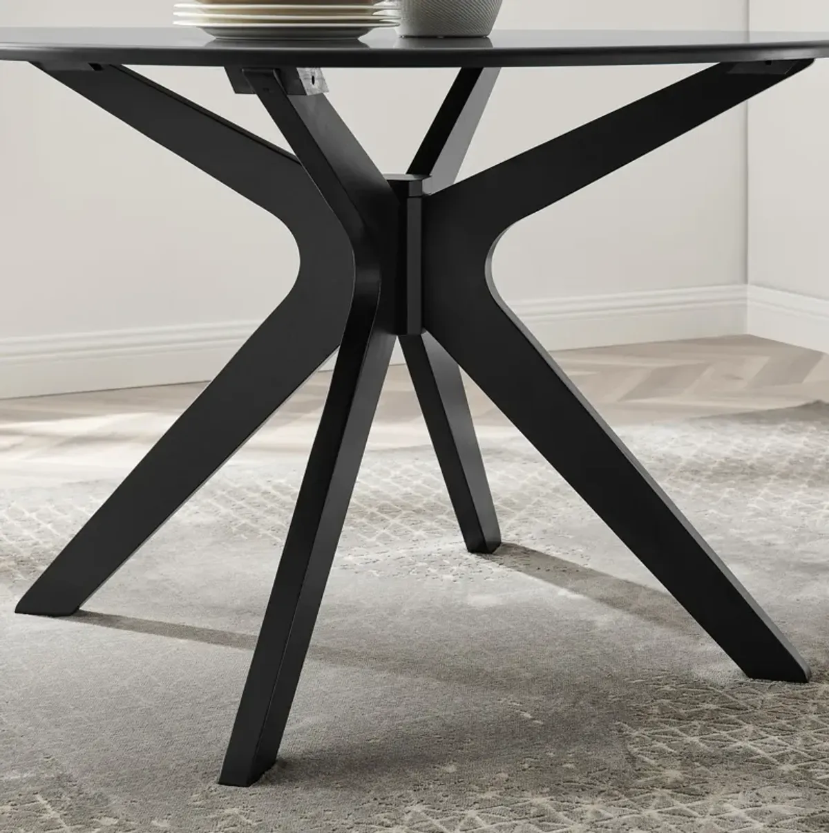 Traverse 47" Dining Table