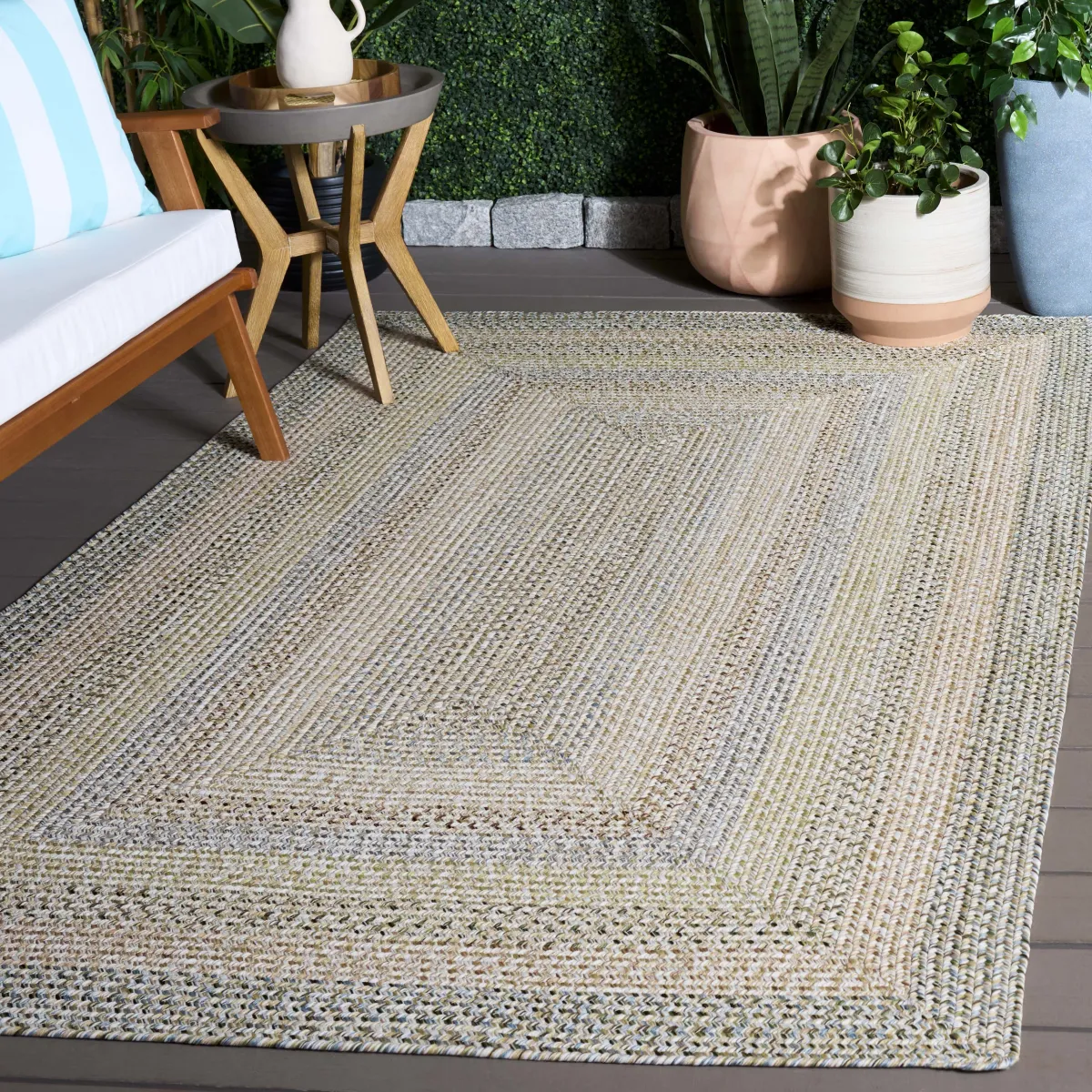 BRAIDED Hand Woven 2' x 3' area rug