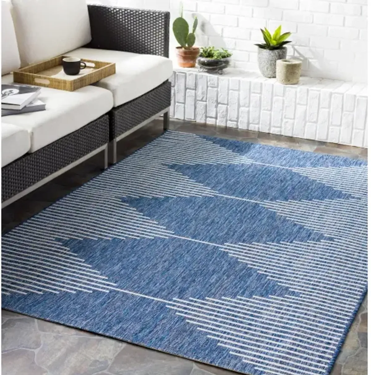 Eagean 2' x 2'11" Rug