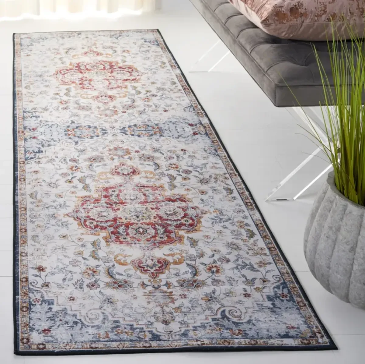 TUCSON 117 M/W S/R GREY  2'-6' x 12' Runner Rug