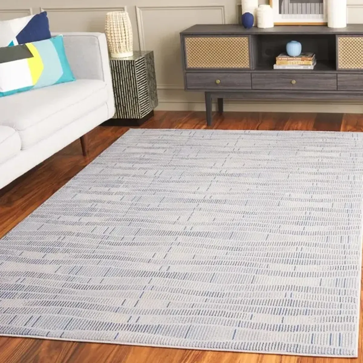 PRESTIGE 116 Blue 4' X 6' Small Rectangle Rug