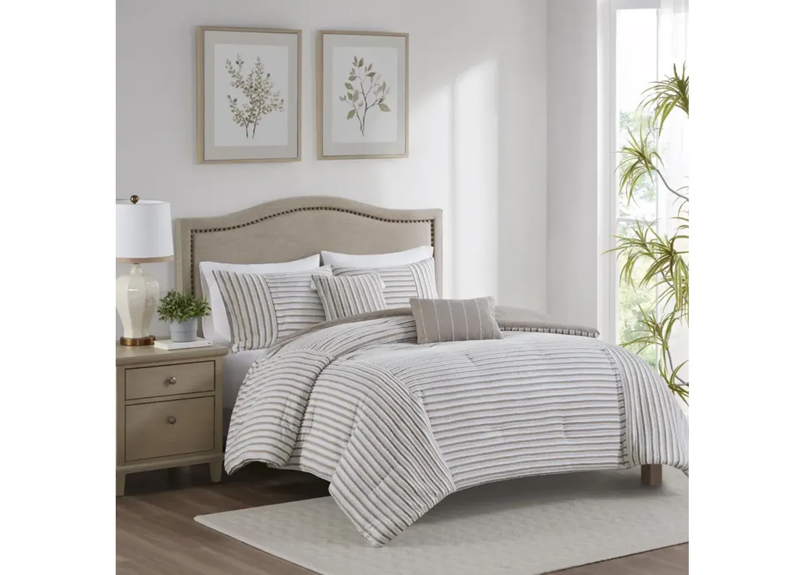 Madison Park Taylor Natural 5 Piece Clipped Jacquard Comforter Set with Throw Pillows