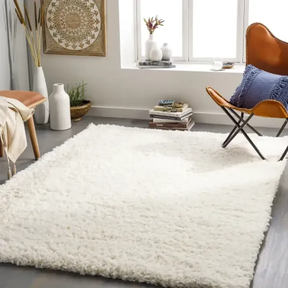 Angora 2'3" x 3'9" Rug