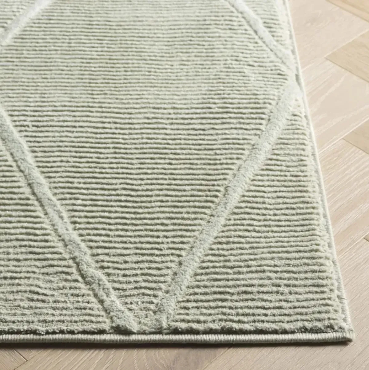 REVIVE 104 SAGE 6'-7' x 6'-7' Square Square Rug