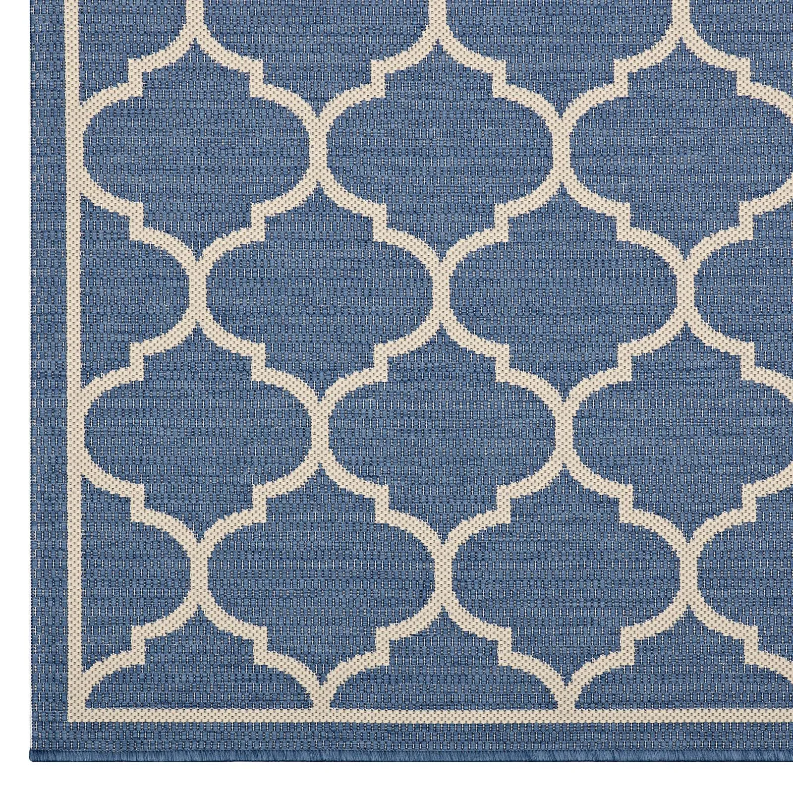 Avena Moroccan Quatrefoil Trellis 5x8 Indoor and Outdoor Area Rug