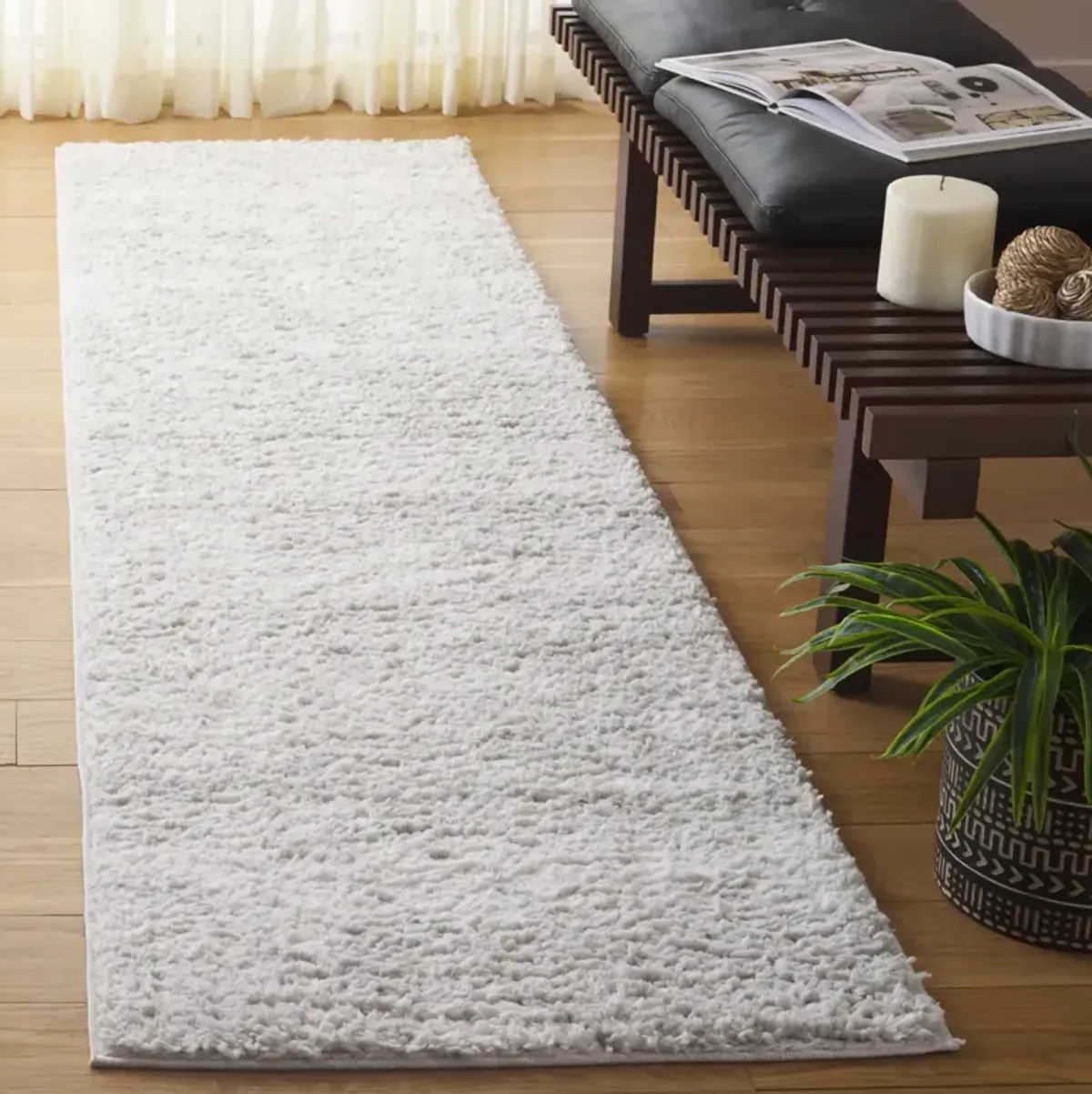 RUMI SHAG 134 GREY  2'-2' x 8' Runner Rug