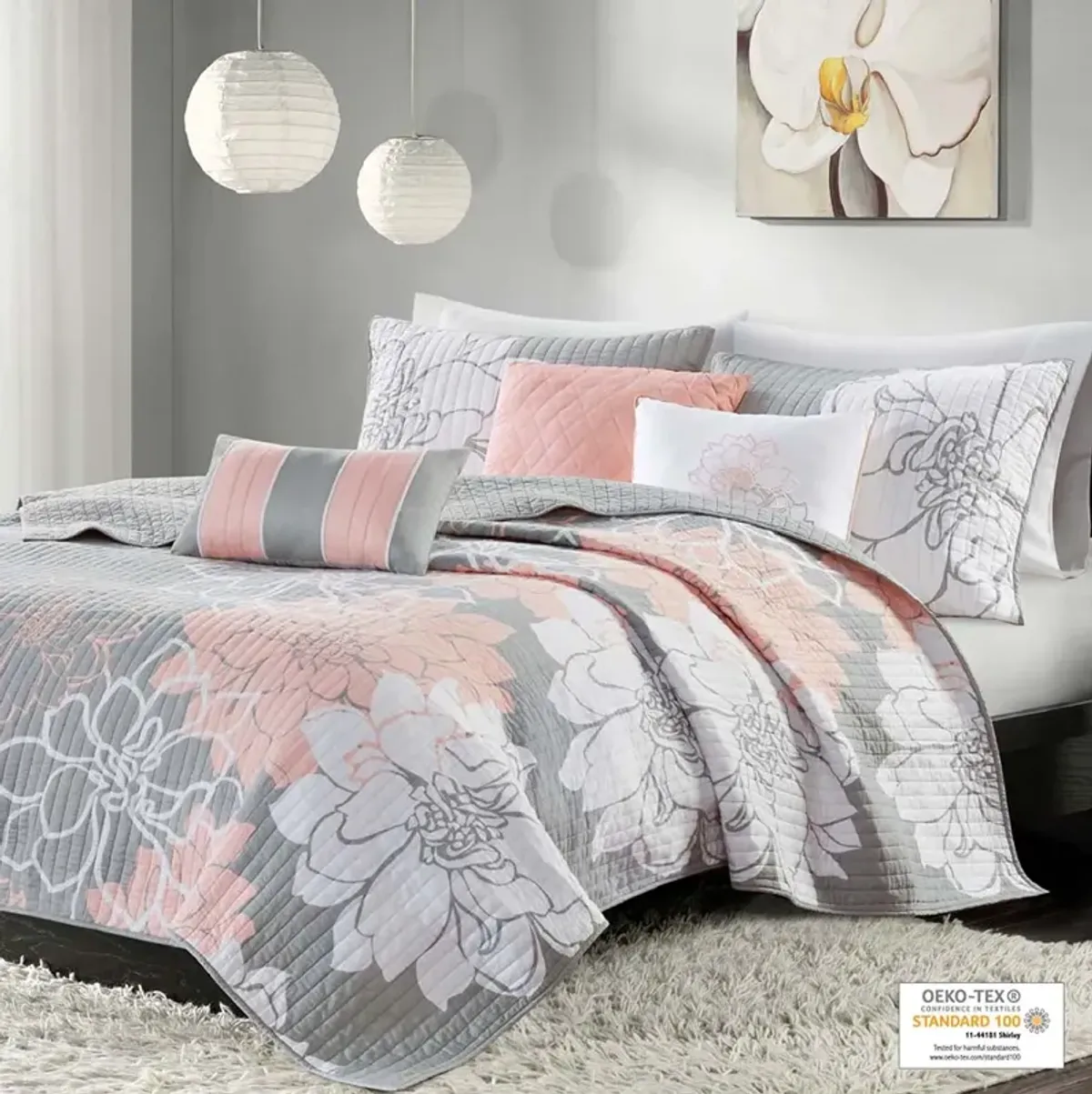 Madison Park Lola Grey/Peach 6 Piece Printed Cotton Quilt Set with Throw Pillows